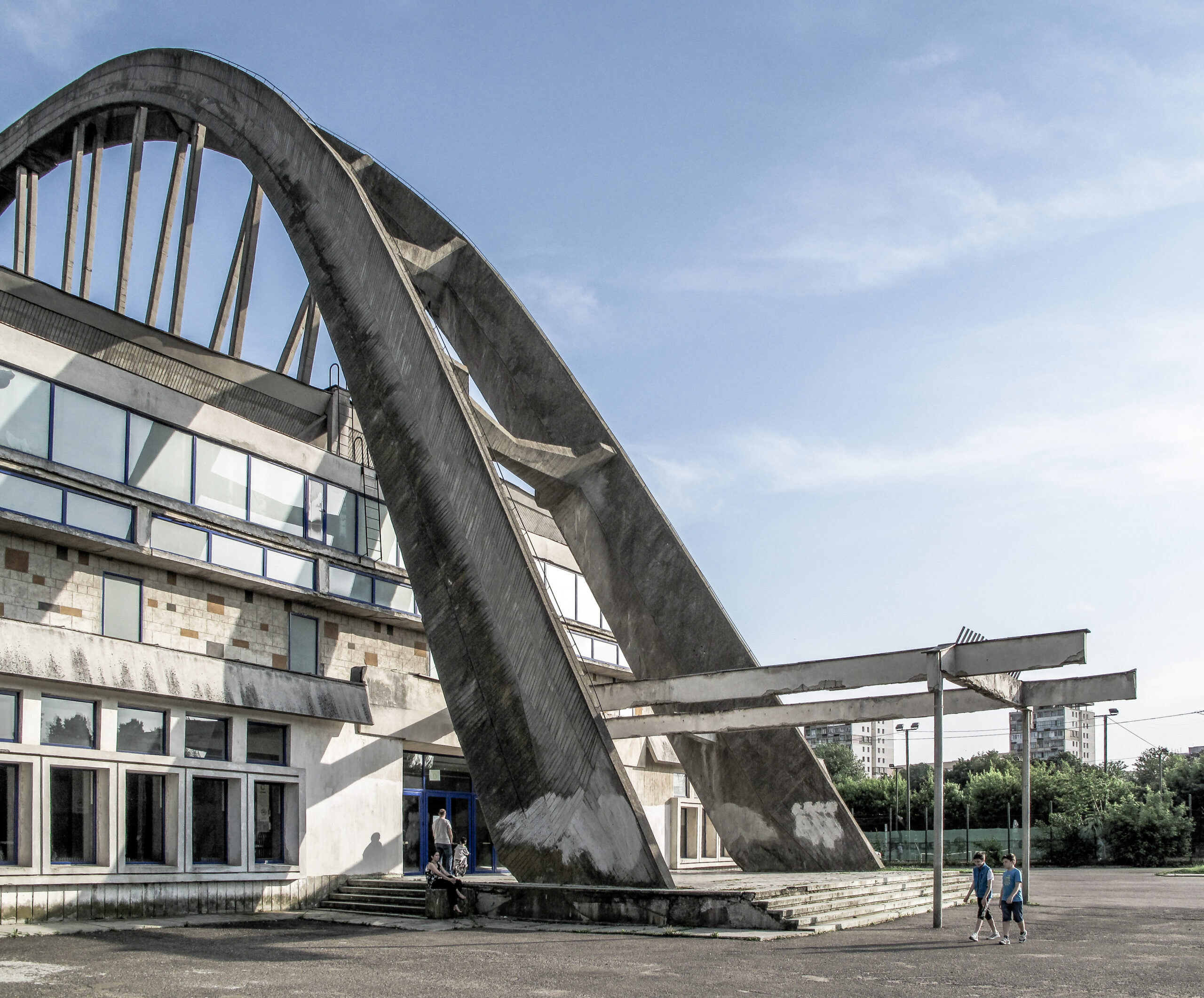 Socialist Modernism in Romania: An Architectural and Monumental Art Research Tour with the B.A.C.U. Association - Image 8
